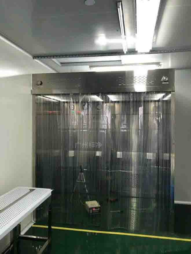 負壓稱量罩結構圖由初效、中效、高效、風機等部件組成