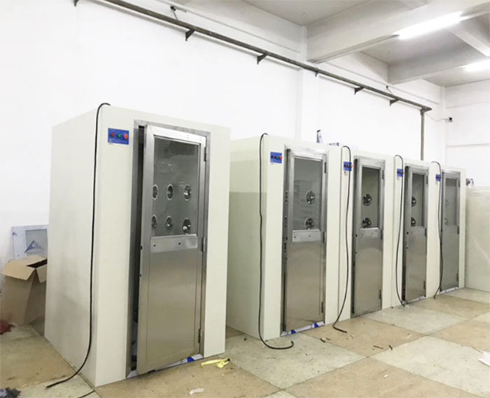 風淋室尺寸：1200風淋室，1300風淋室，1400風淋室，1590風淋室。