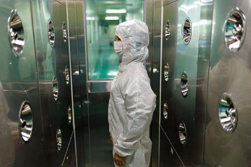 操作人員對風淋室的正確使用也是影響凈化效果的重要因素。